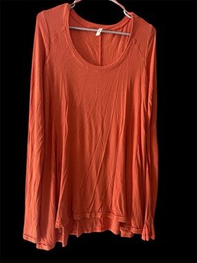Free People Long-Sleeve Scoop Neck Tunic Top — Coral